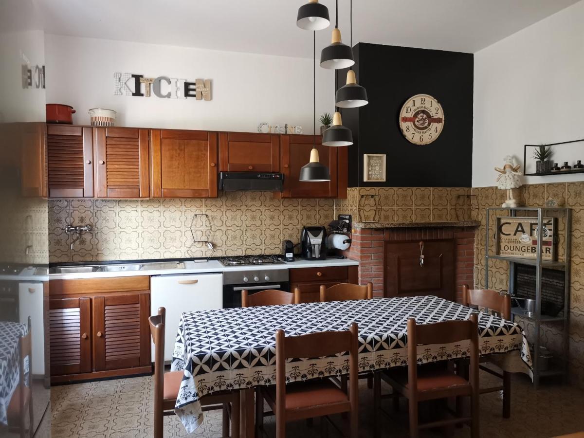 Villa Flora Affittacamere Luni 외부 사진