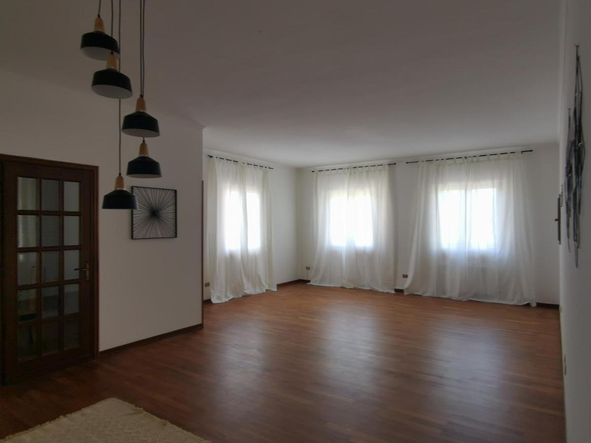 Villa Flora Affittacamere Luni 외부 사진